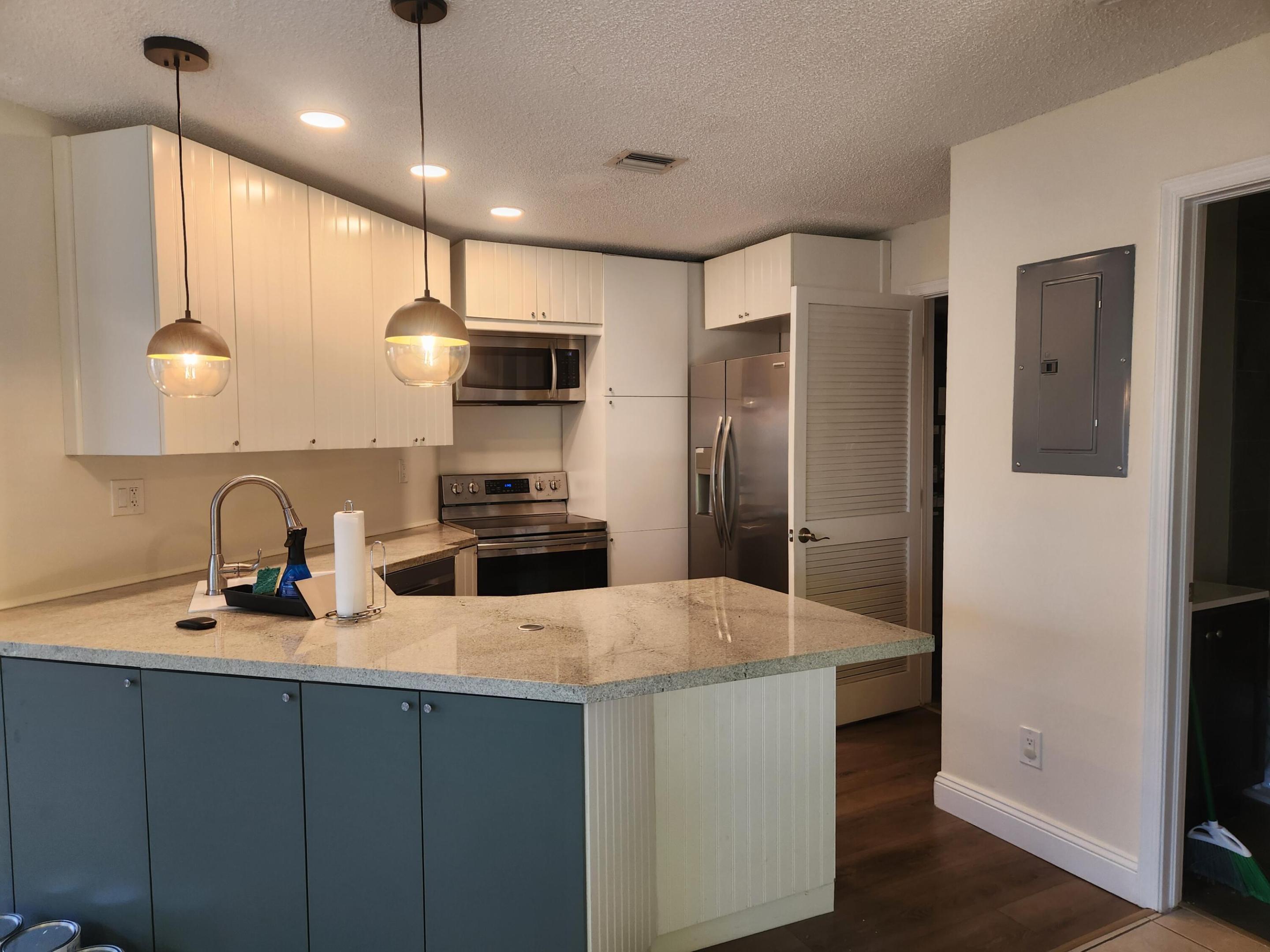 TROPIC ISLE 2ND SECTION LT 129 - Residential Income