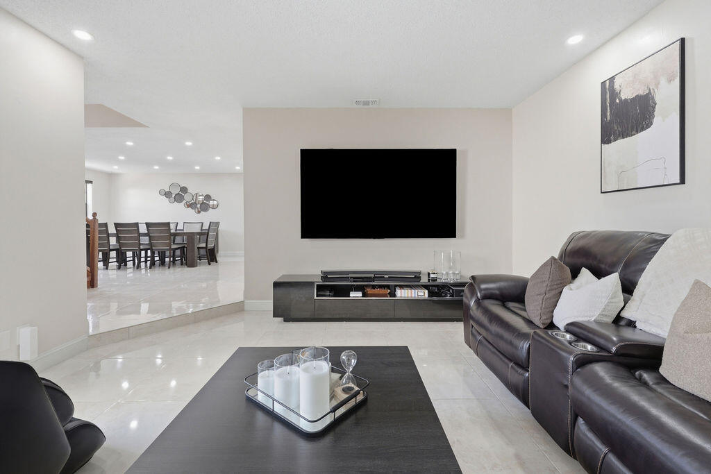 EVERGLADES SUGAR & LAND CO - Residential