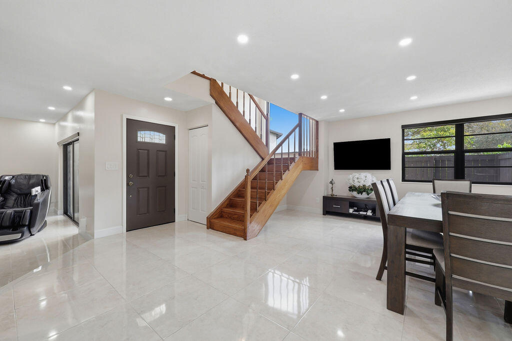 EVERGLADES SUGAR & LAND CO - Residential