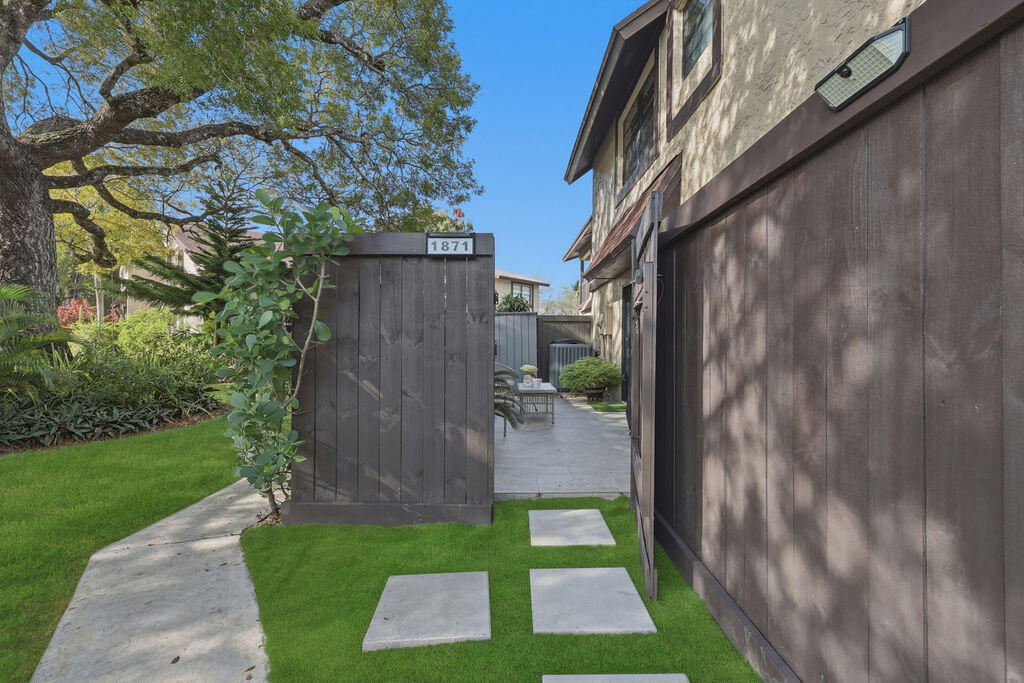 EVERGLADES SUGAR & LAND CO - Residential