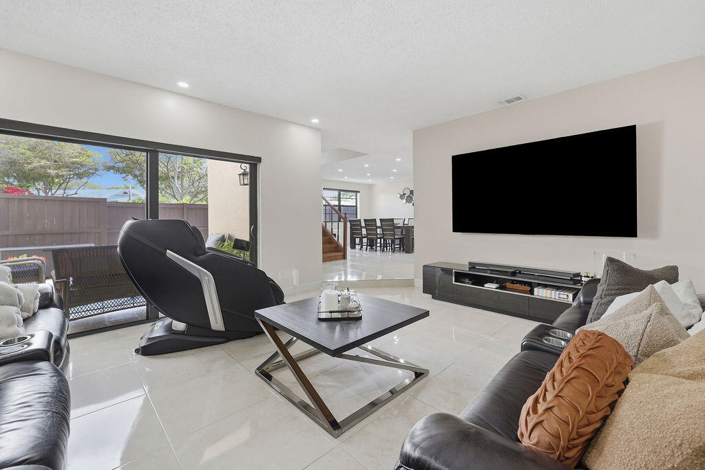 EVERGLADES SUGAR & LAND CO - Residential