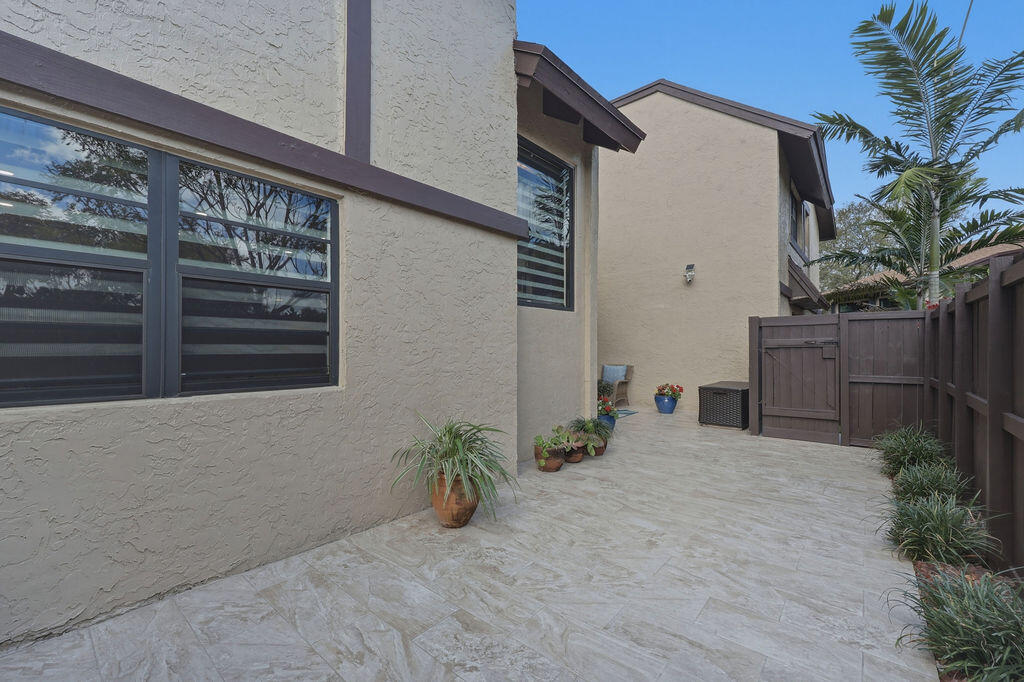 EVERGLADES SUGAR & LAND CO - Residential