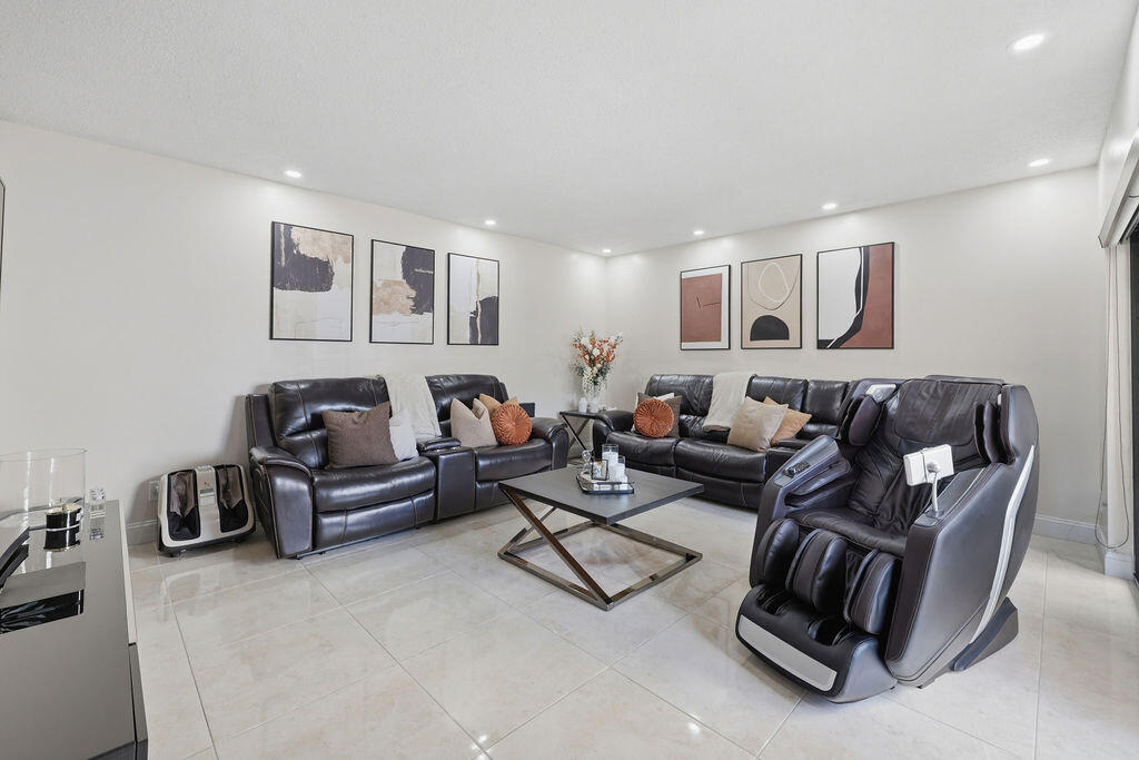 EVERGLADES SUGAR & LAND CO - Residential