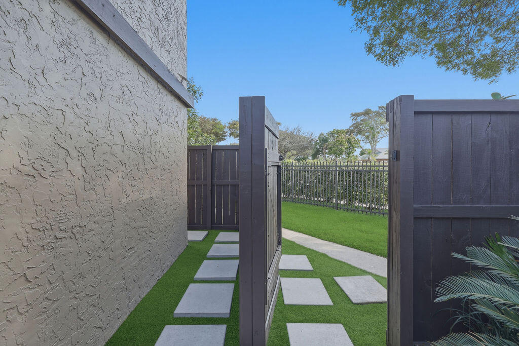 EVERGLADES SUGAR & LAND CO - Residential