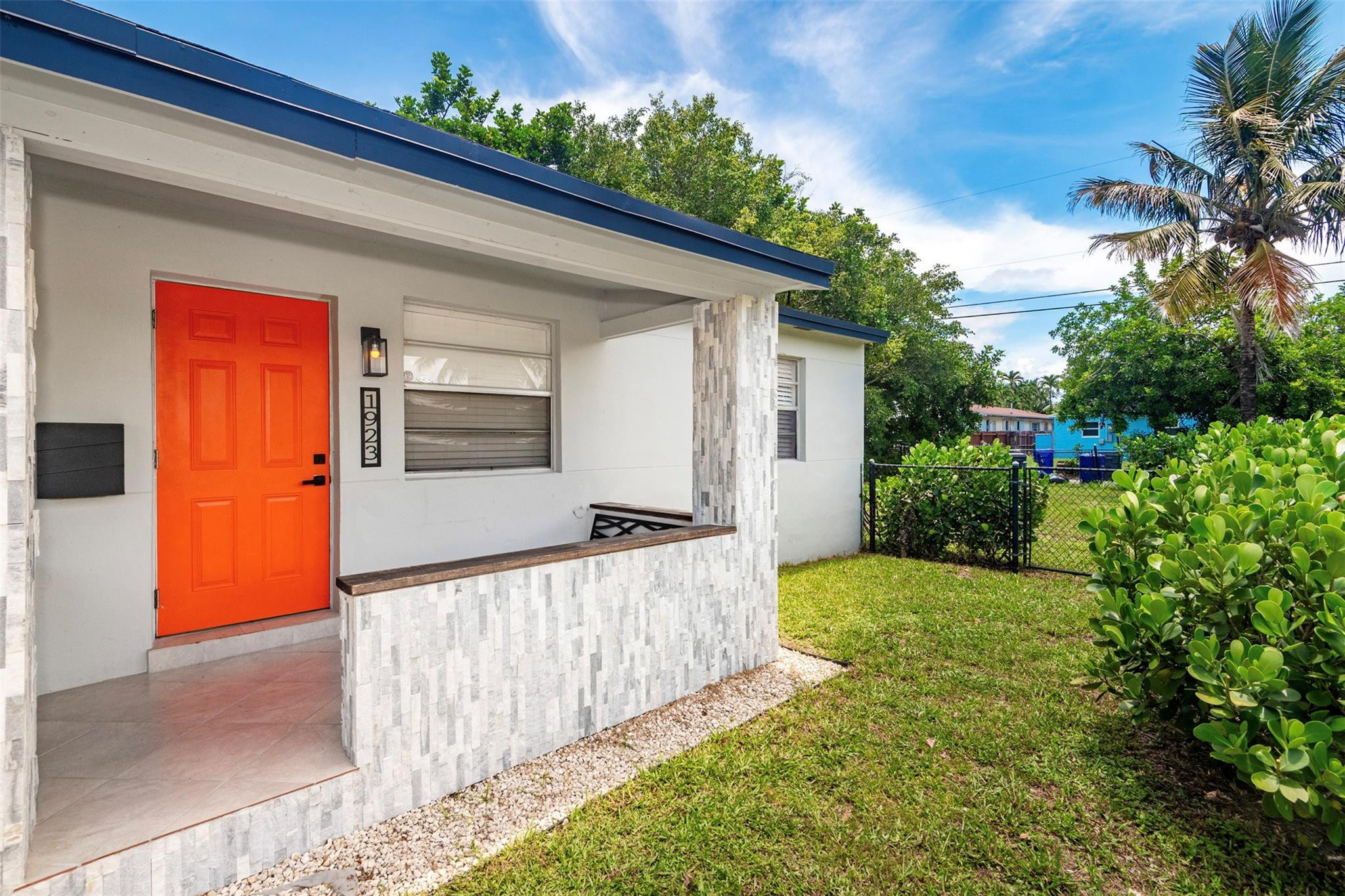 Hollywood Park 4-19 B - Residential Income