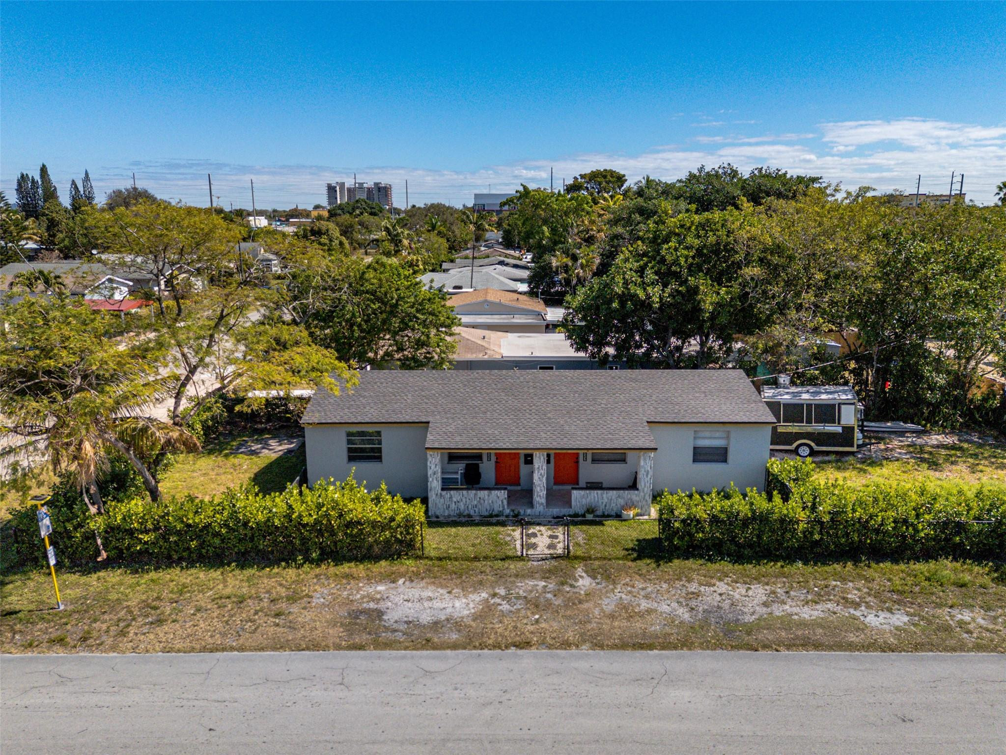 Hollywood Park 4-19 B - Residential Income