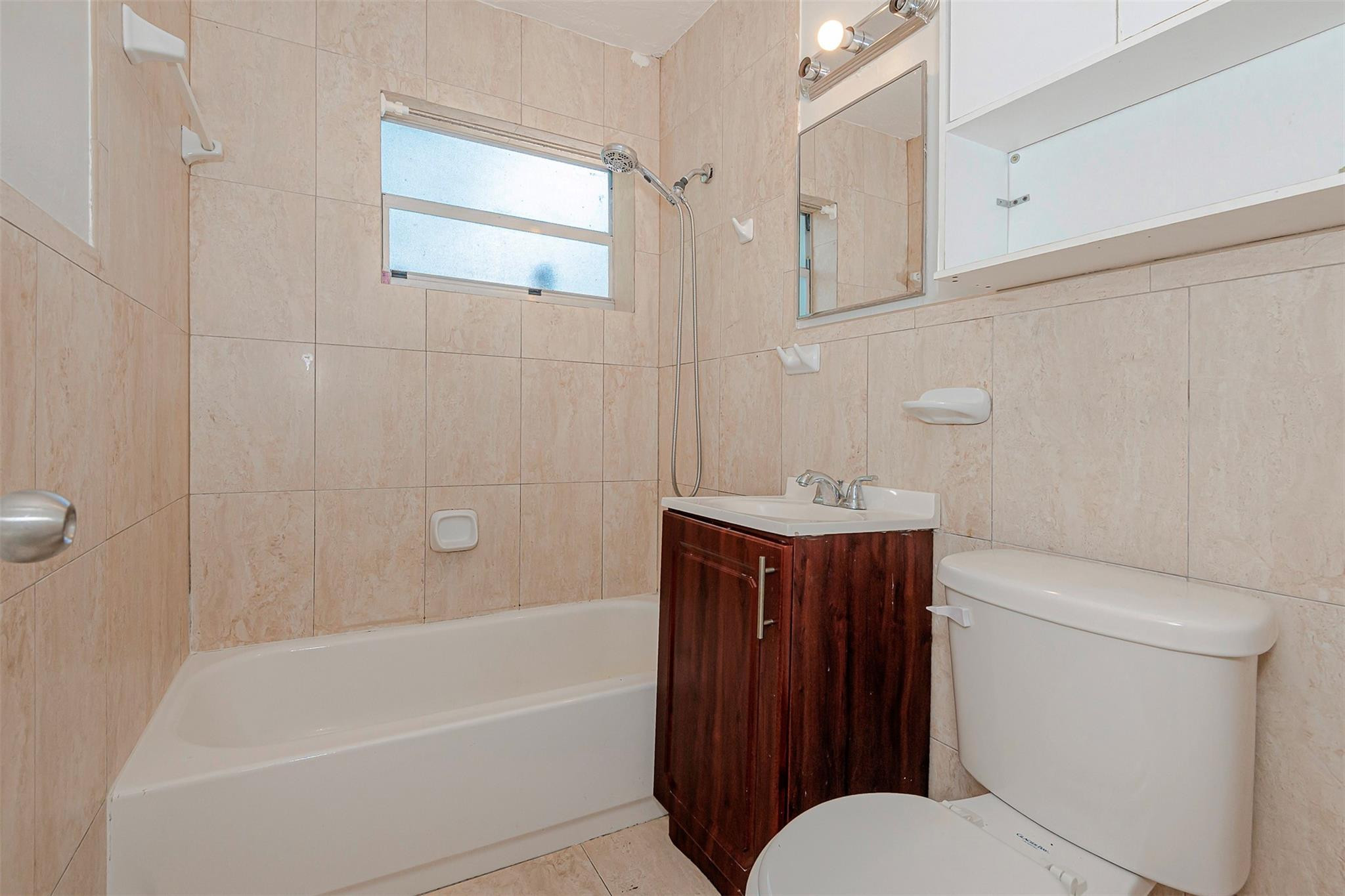 Hollywood Park 4-19 B - Residential Income