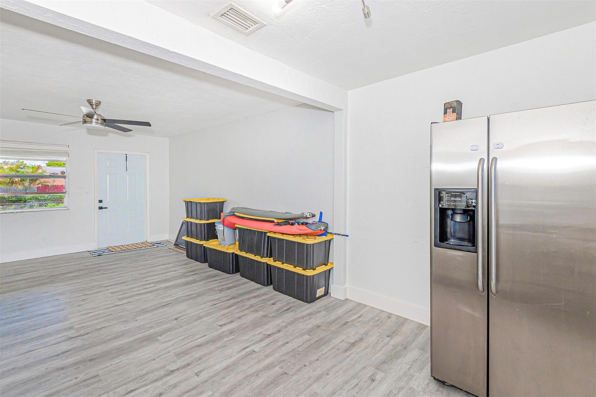 Hollywood Park 4-19 B - Residential Income