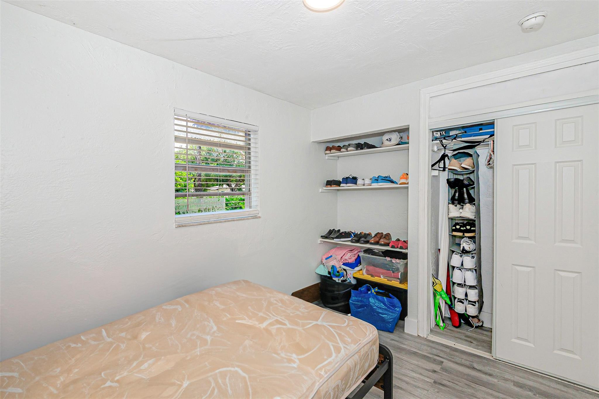 Hollywood Park 4-19 B - Residential Income