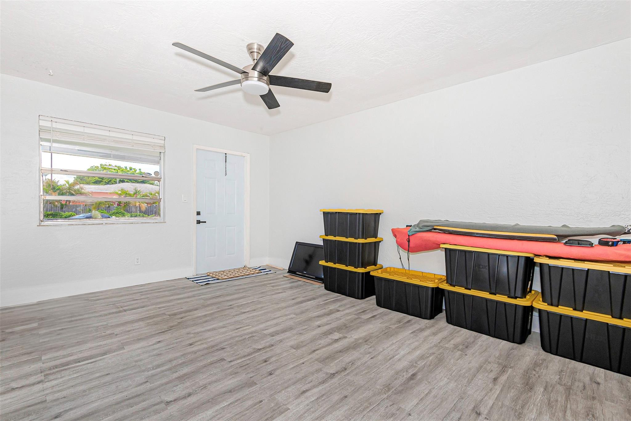 Hollywood Park 4-19 B - Residential Income