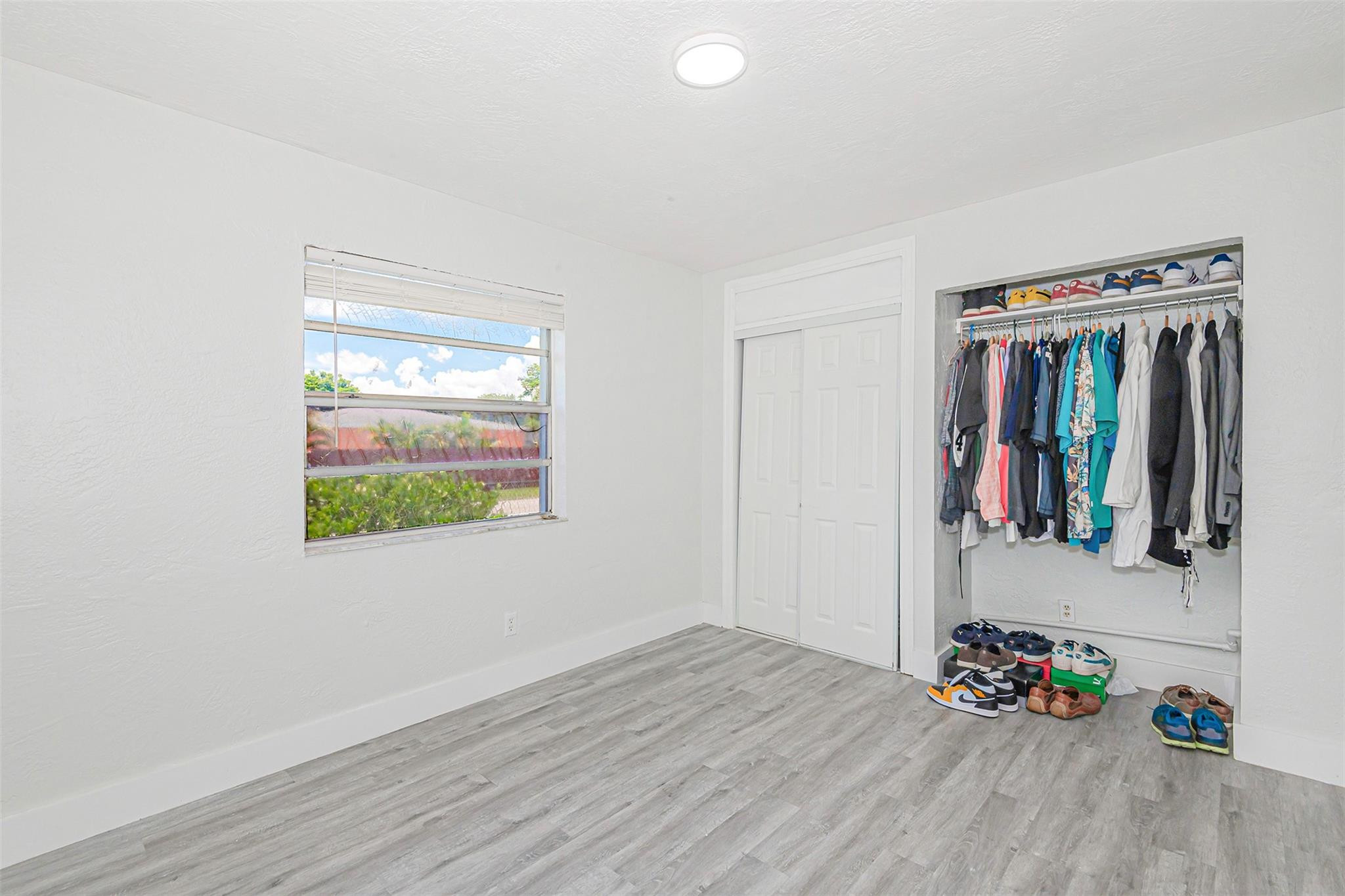 Hollywood Park 4-19 B - Residential Income