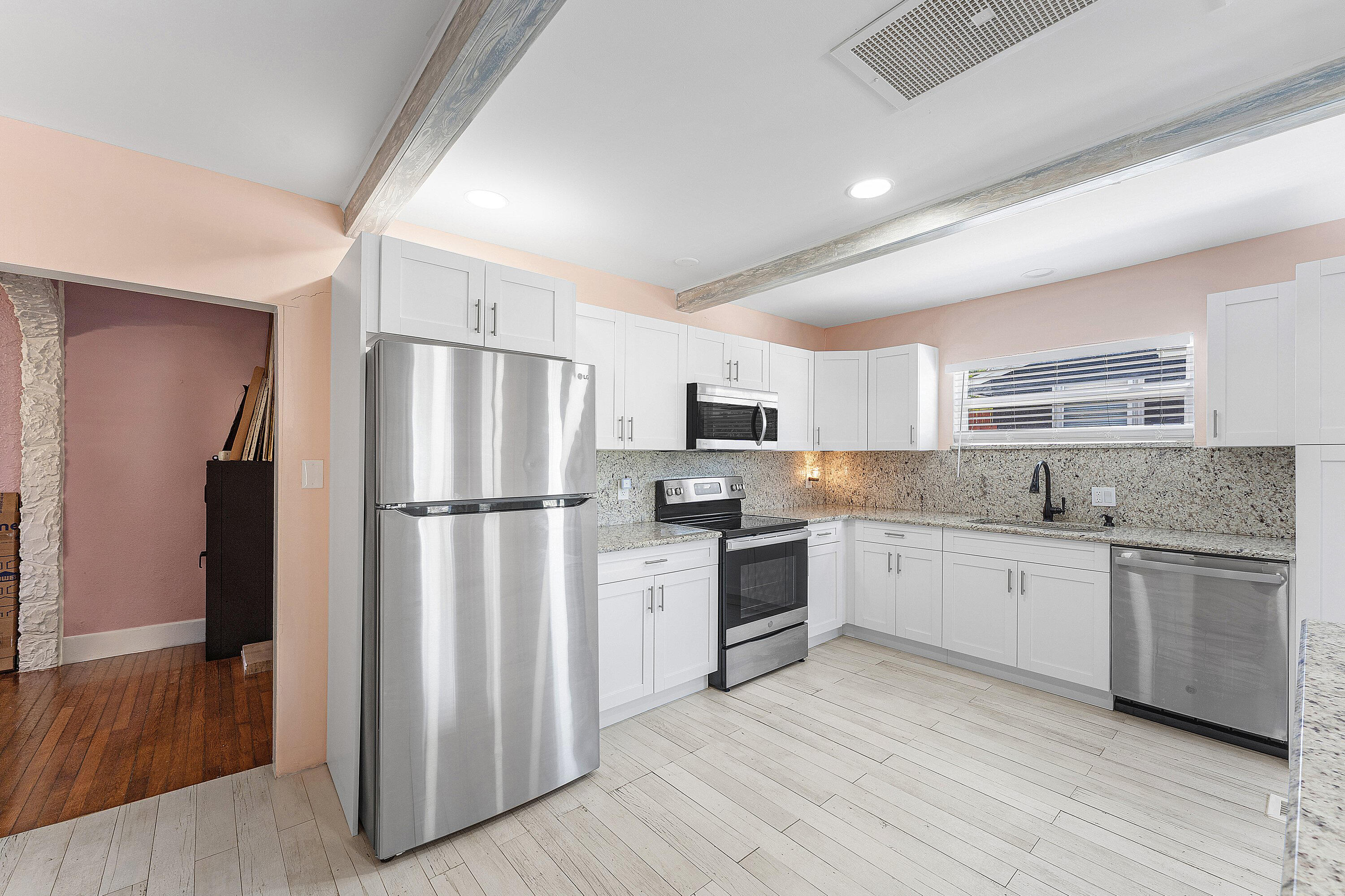 S/D OF 21-44-43, W 1/2 IN - Residential