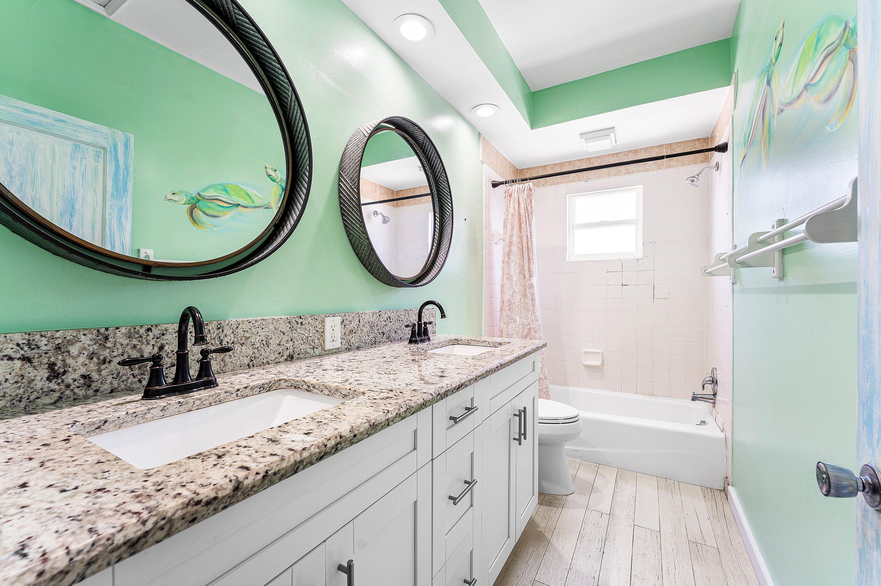 S/D OF 21-44-43, W 1/2 IN - Residential