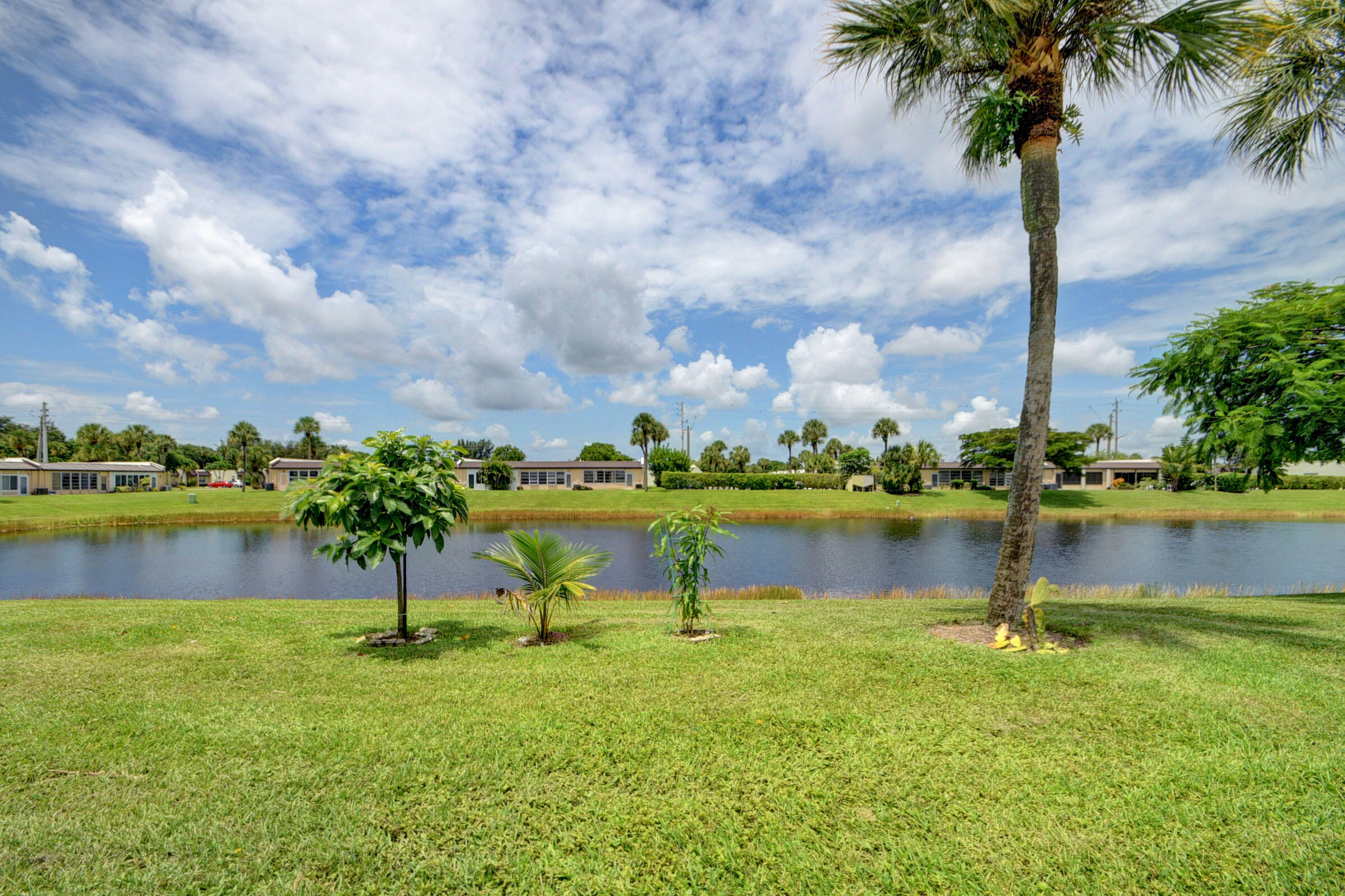 GOLDEN LAKES VILLAGE - Residential Lease