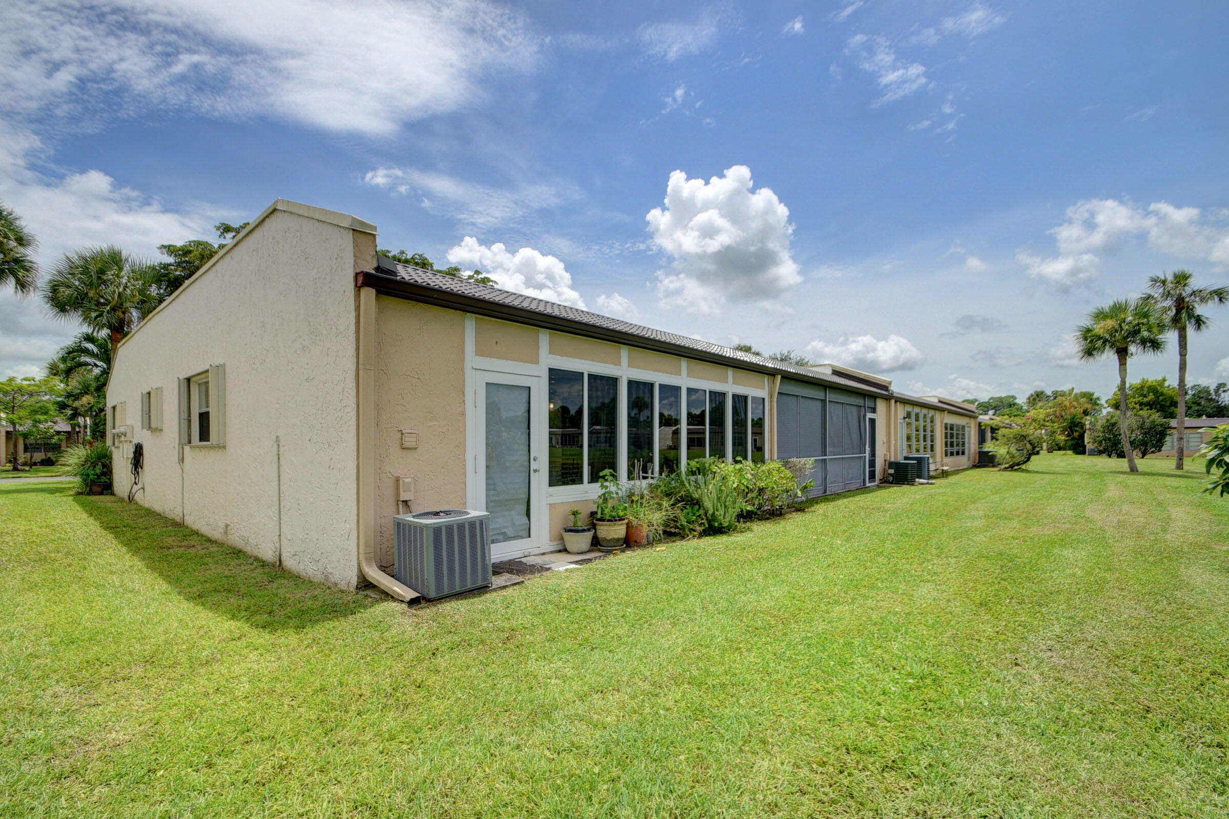 GOLDEN LAKES VILLAGE - Residential Lease