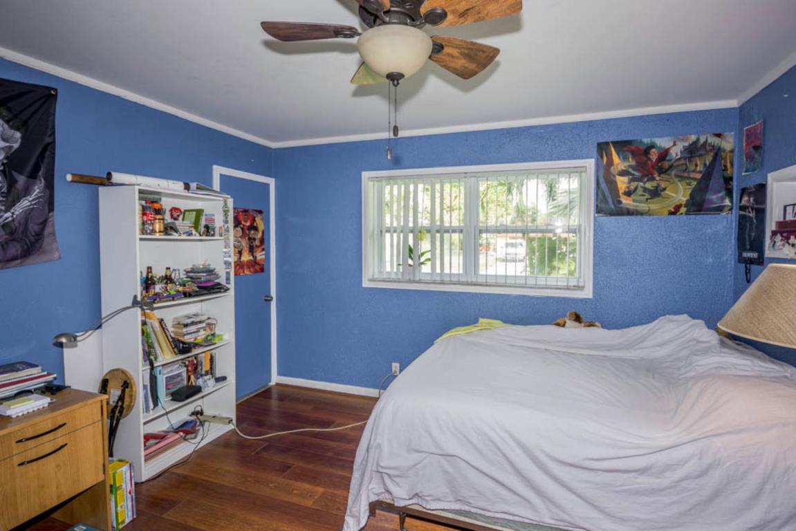 COUNTRY CLUB ACRES 5 - Residential