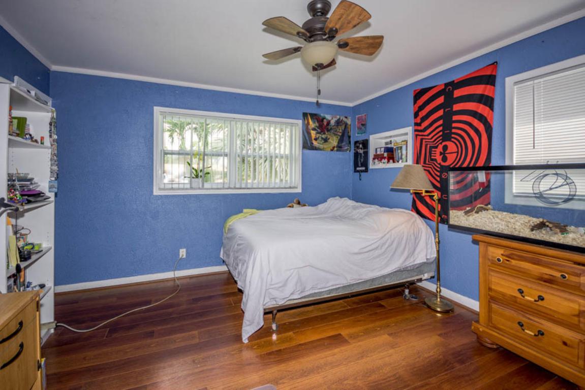 COUNTRY CLUB ACRES 5 - Residential