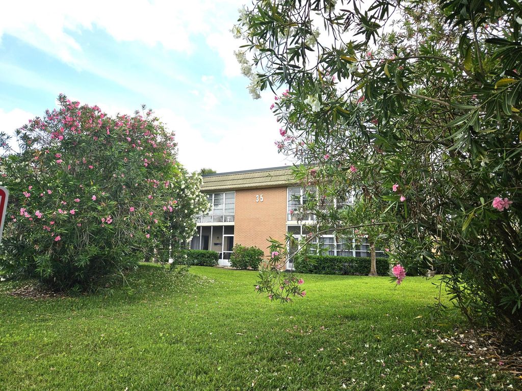 Photo of 35 Vista Gardens Trail #106, Vero Beach, FL 32962 (MLS # B26021629)