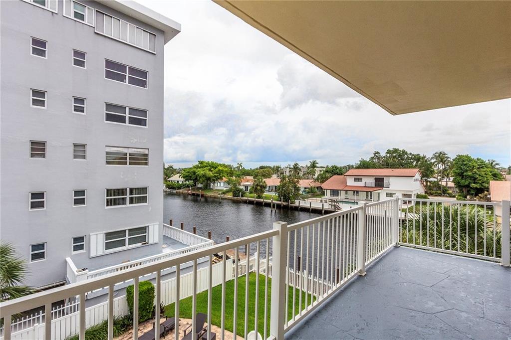 BARCLAY SQUARE - Residential