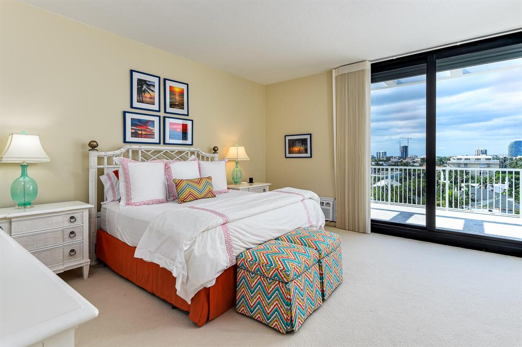 FOUR HUNDRED SO OCEAN BLVD CONDO - Residential