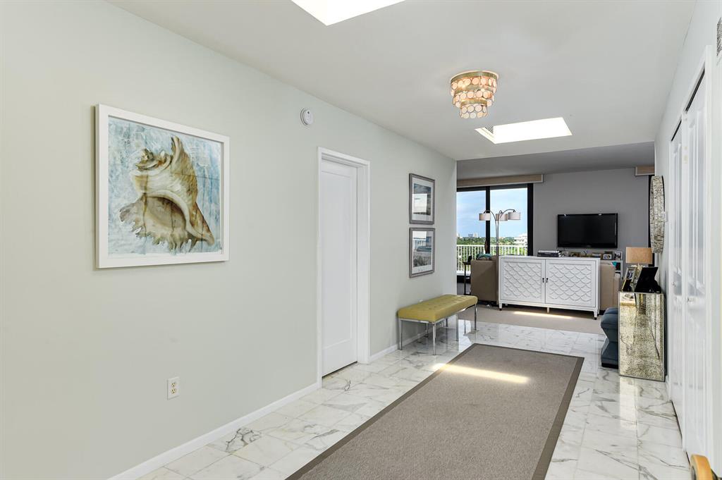 FOUR HUNDRED SO OCEAN BLVD CONDO - Residential