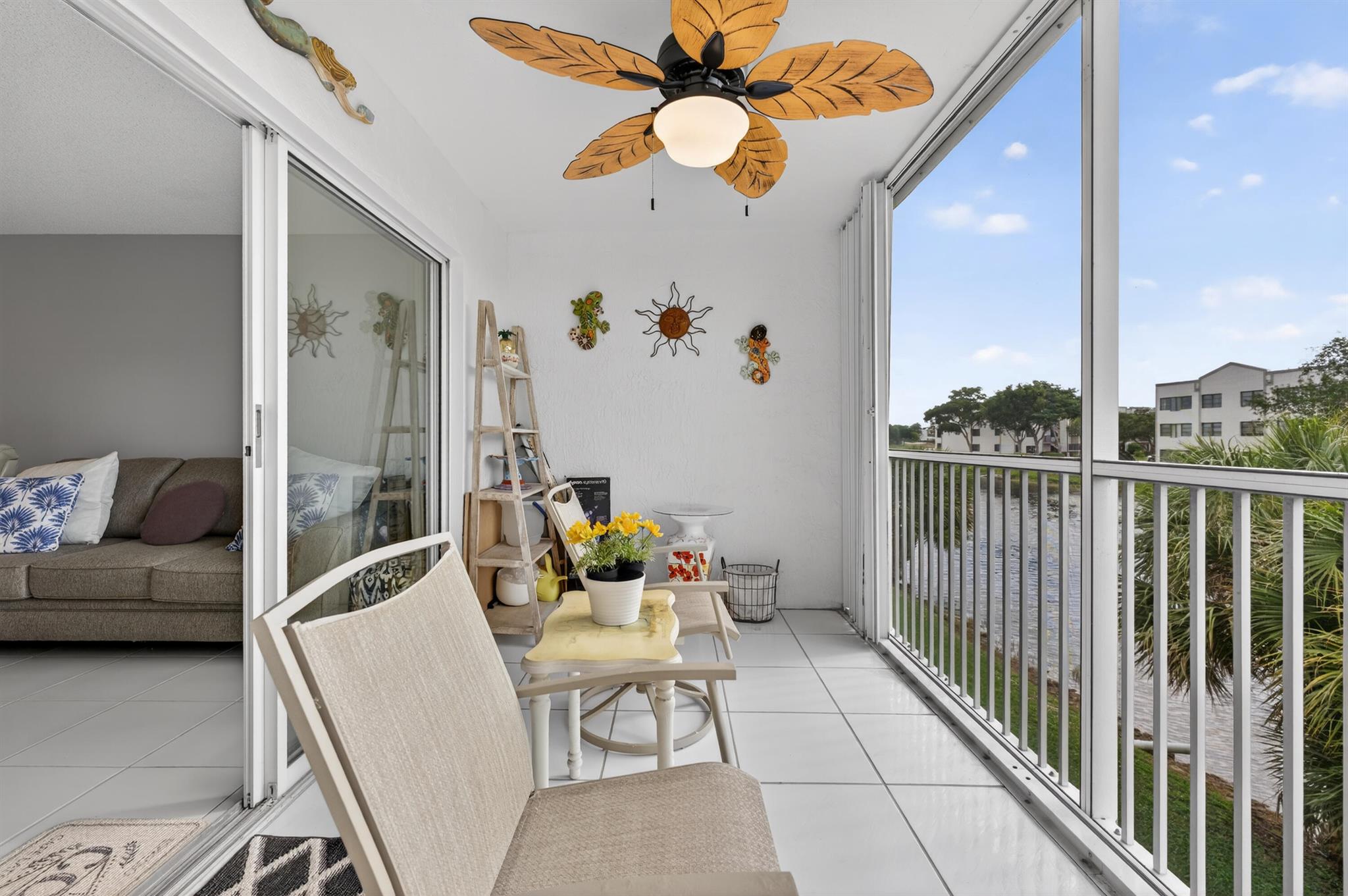 DEVON CONDOMINIUM - Residential