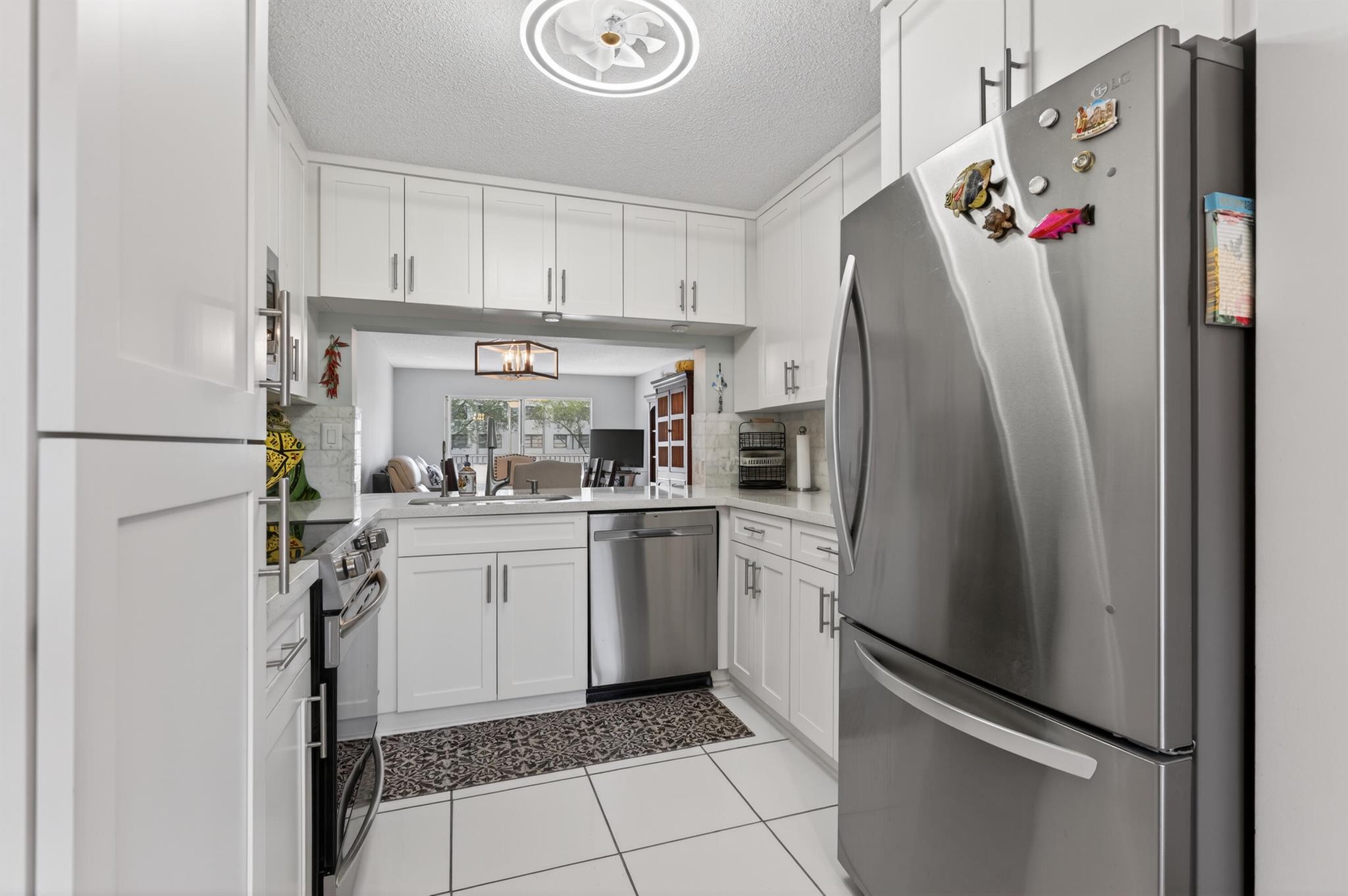 DEVON CONDOMINIUM - Residential