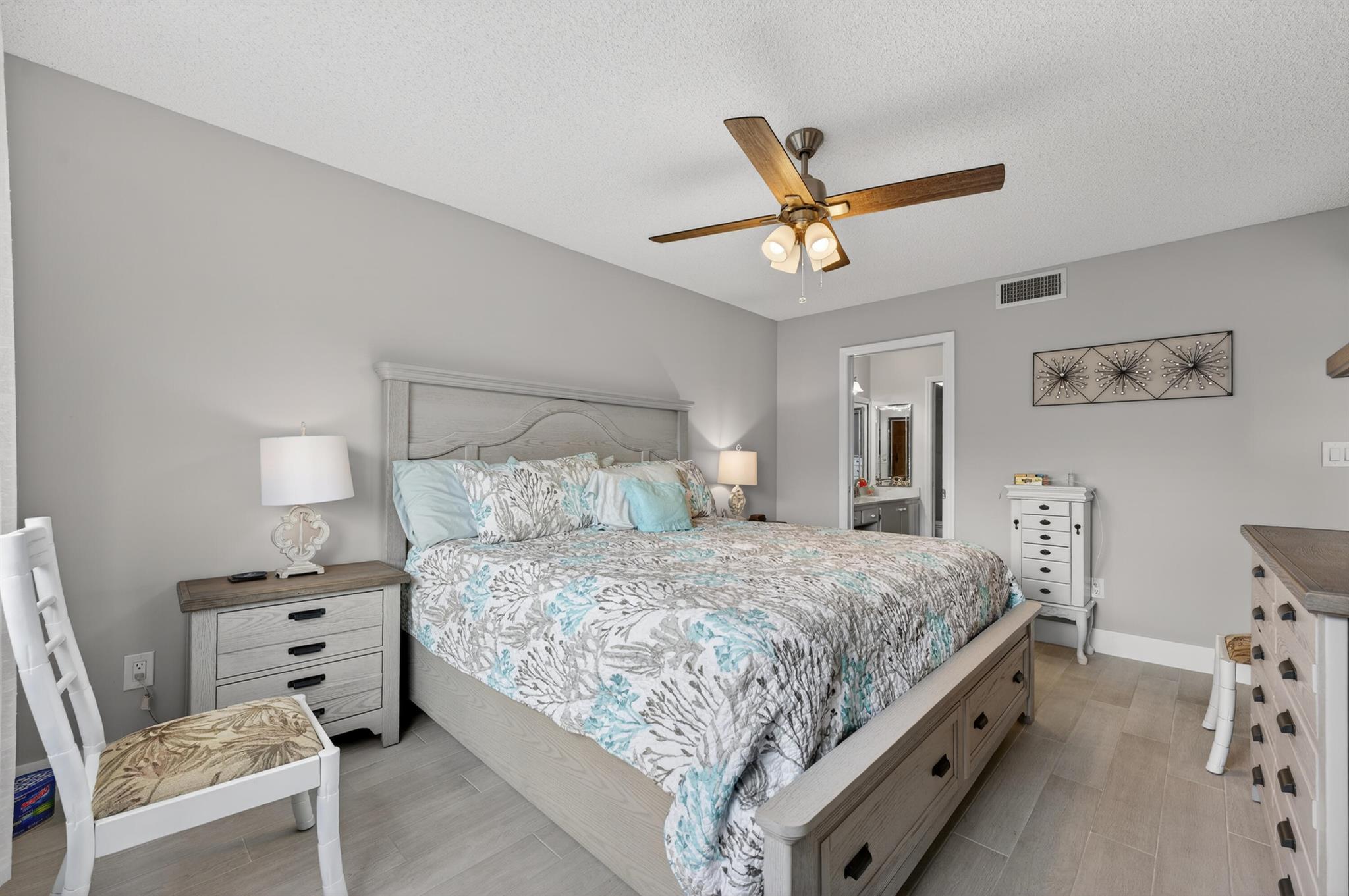 DEVON CONDOMINIUM - Residential