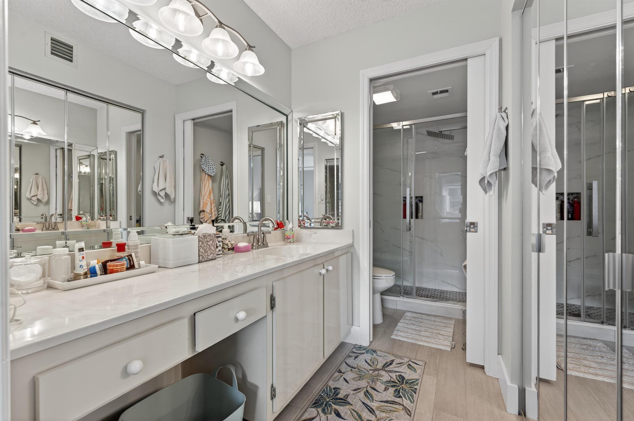 DEVON CONDOMINIUM - Residential