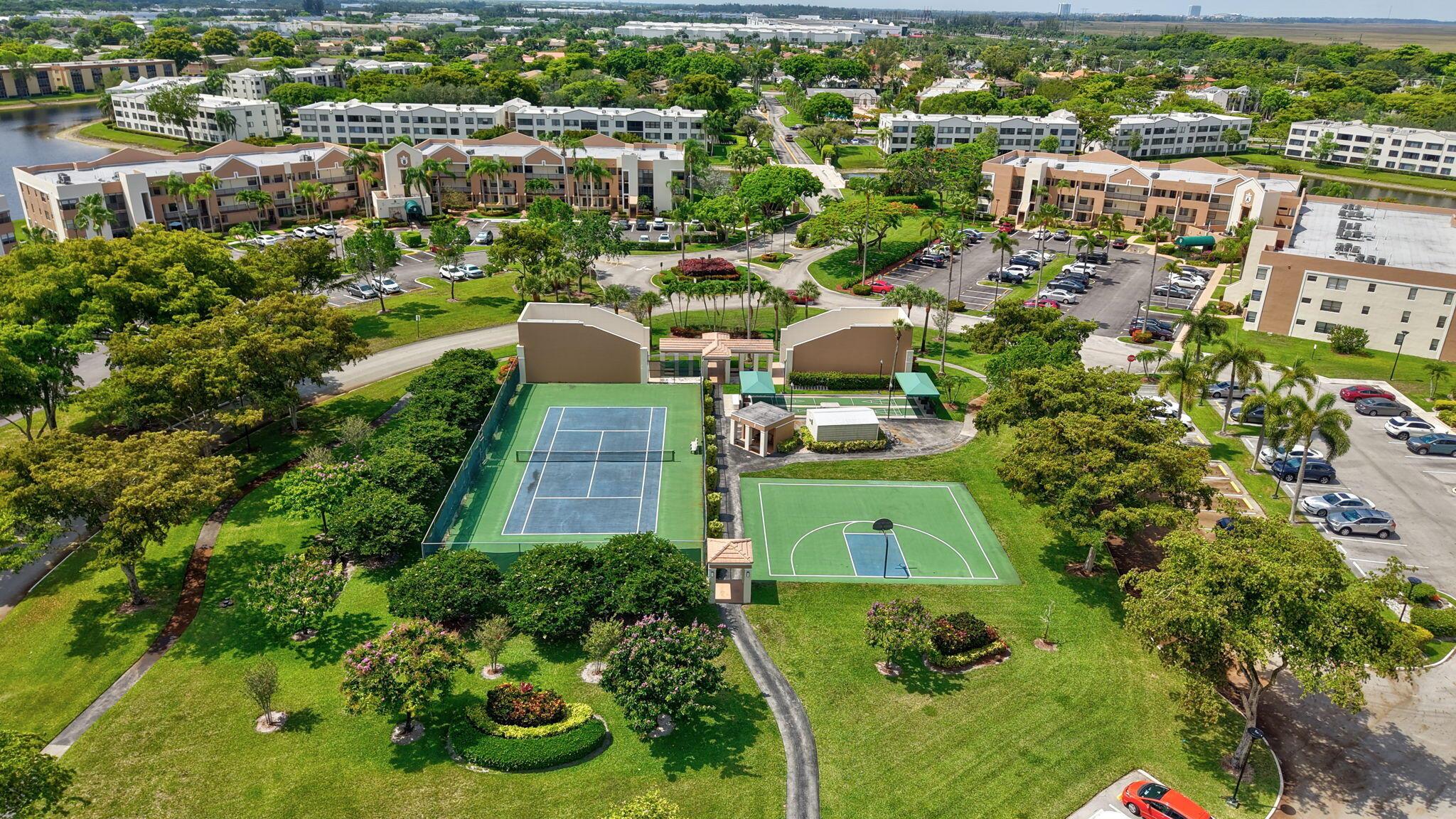 DEVON CONDOMINIUM - Residential