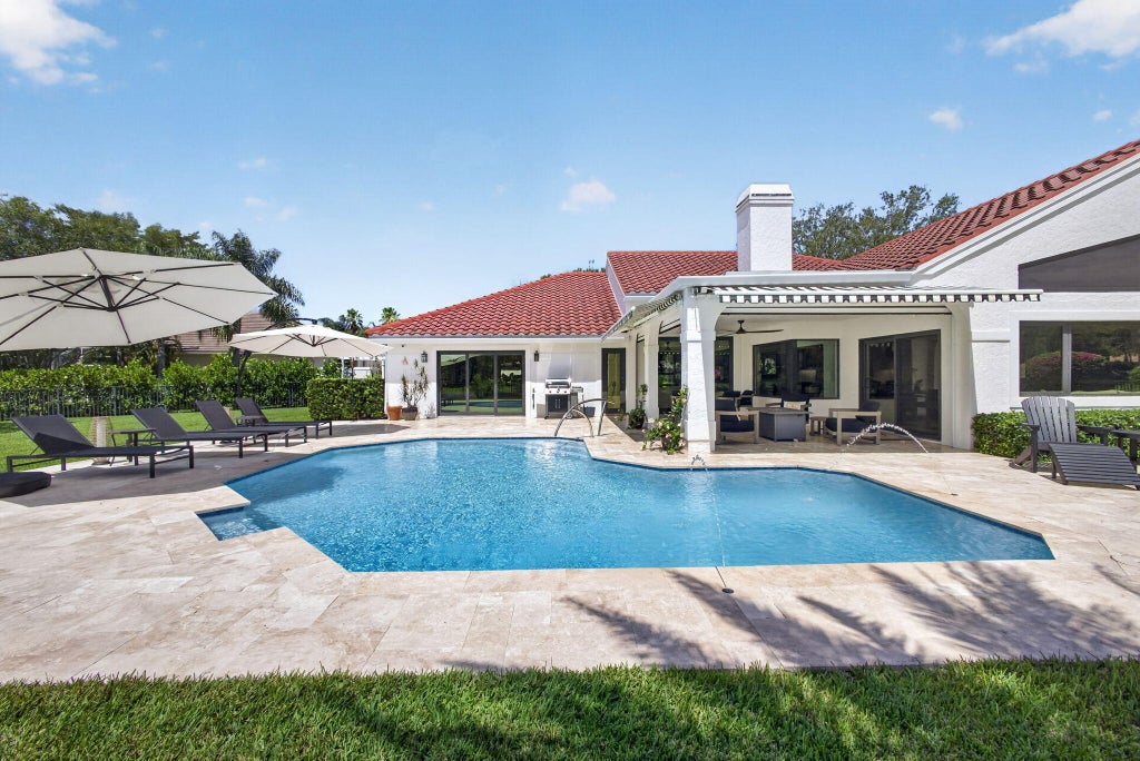 Photo of 134 Gothic Circle, Jupiter, FL 33458 (MLS # B26038706)