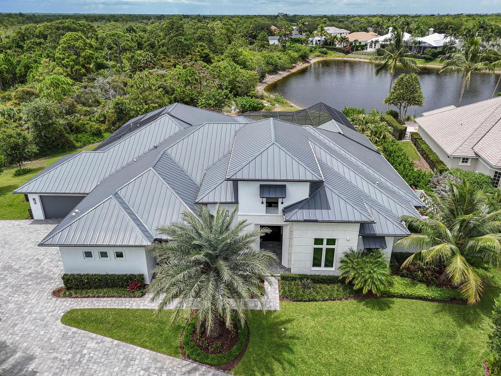 MEDALIST CLUB - Residential