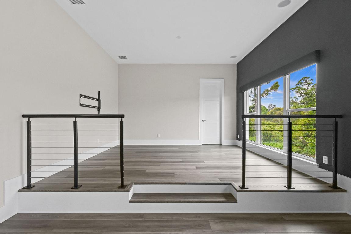 MEDALIST CLUB - Residential