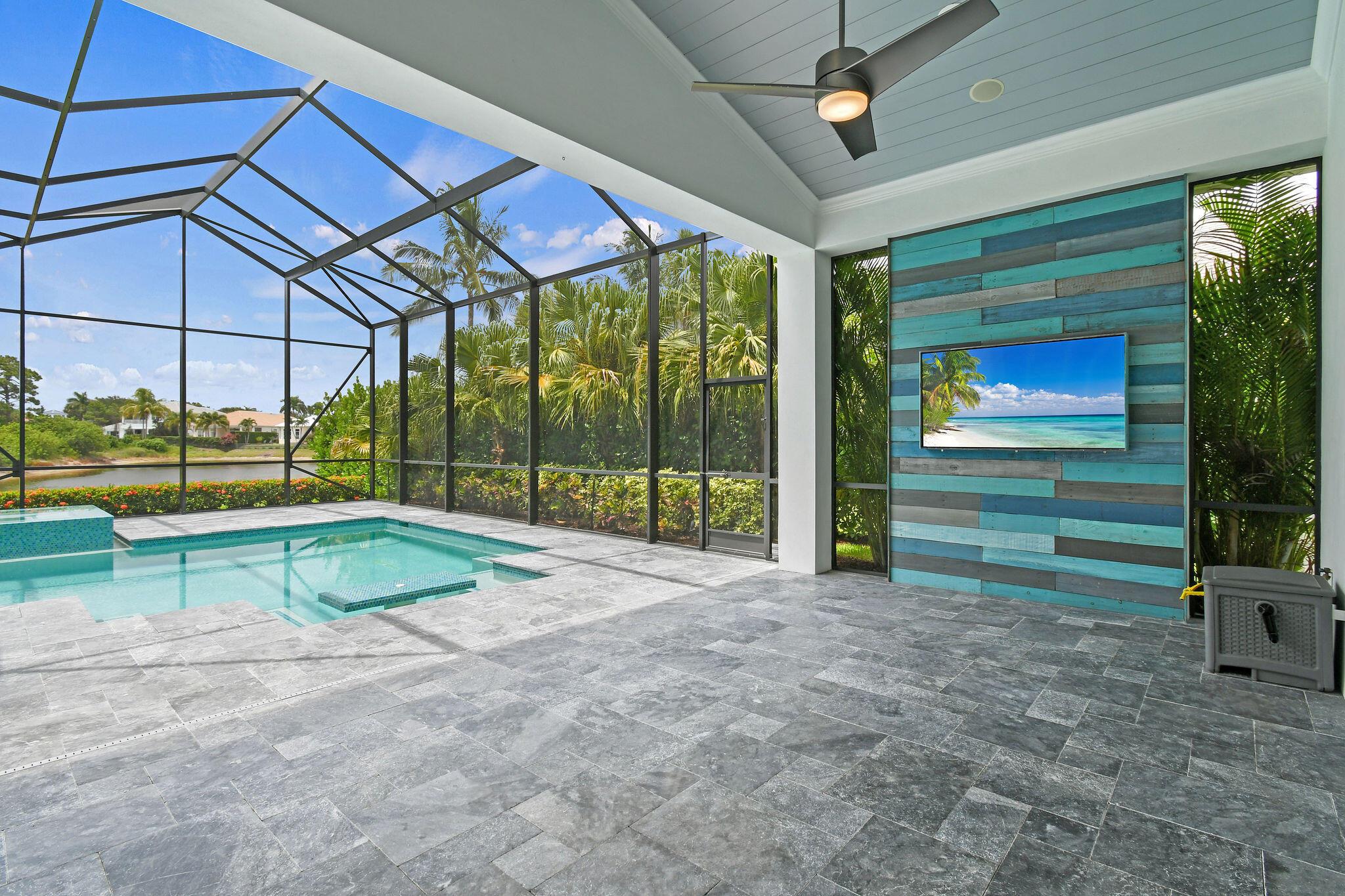 MEDALIST CLUB - Residential