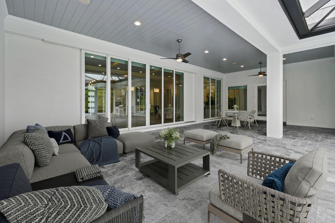 MEDALIST CLUB - Residential