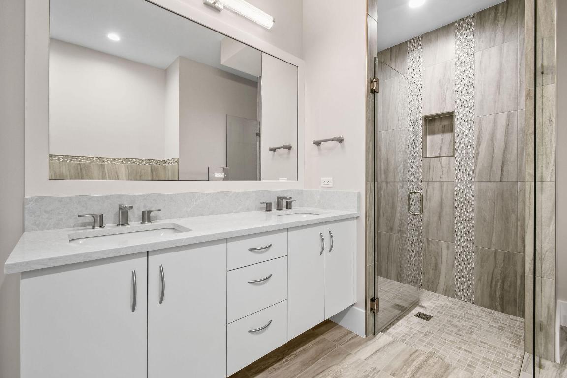 MEDALIST CLUB - Residential