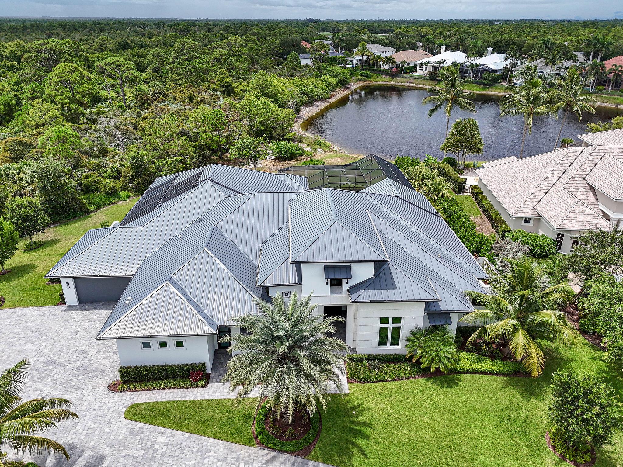 MEDALIST CLUB - Residential