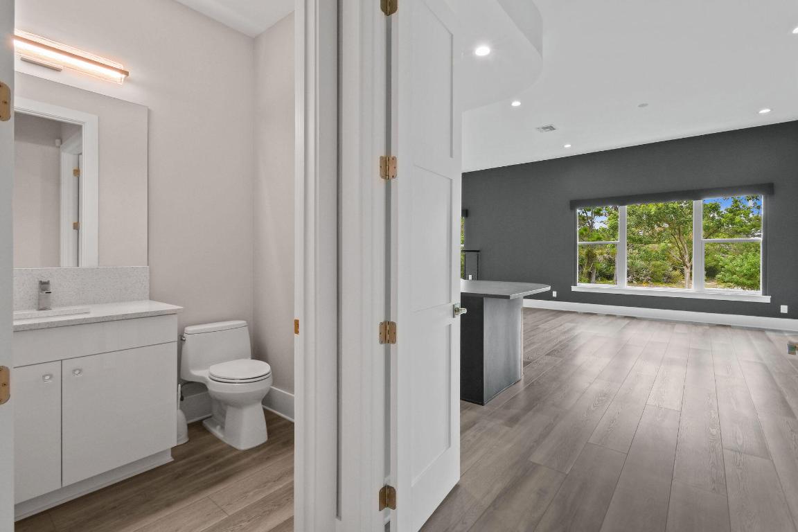 MEDALIST CLUB - Residential