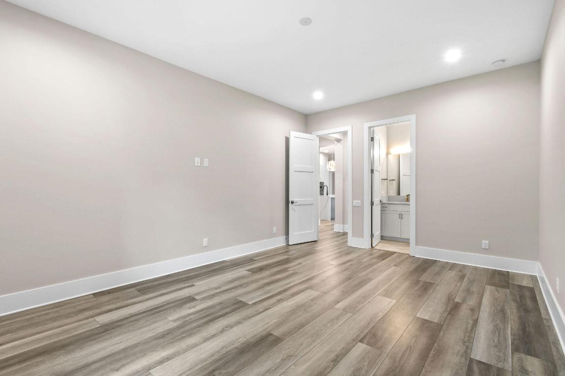 MEDALIST CLUB - Residential