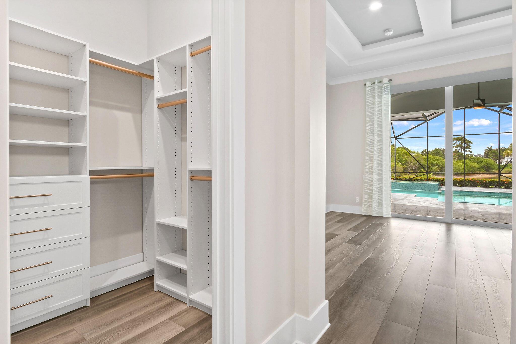 MEDALIST CLUB - Residential