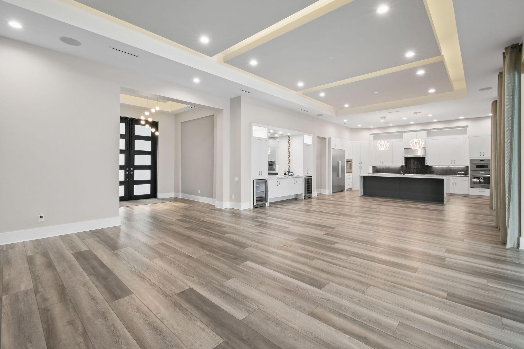 MEDALIST CLUB - Residential