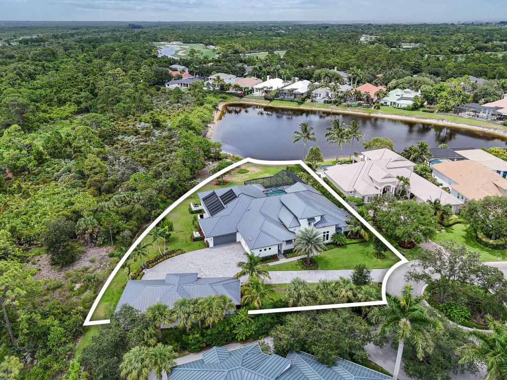 MEDALIST CLUB - Residential