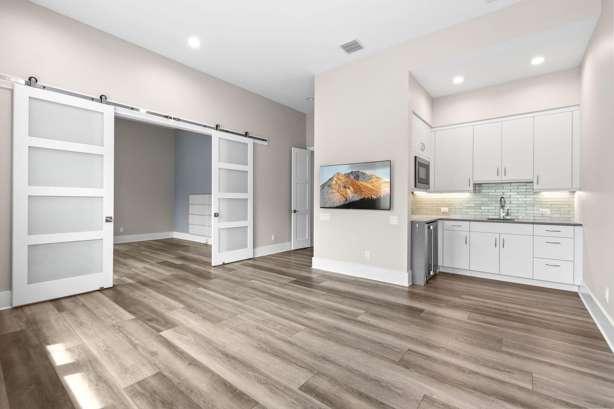 MEDALIST CLUB - Residential