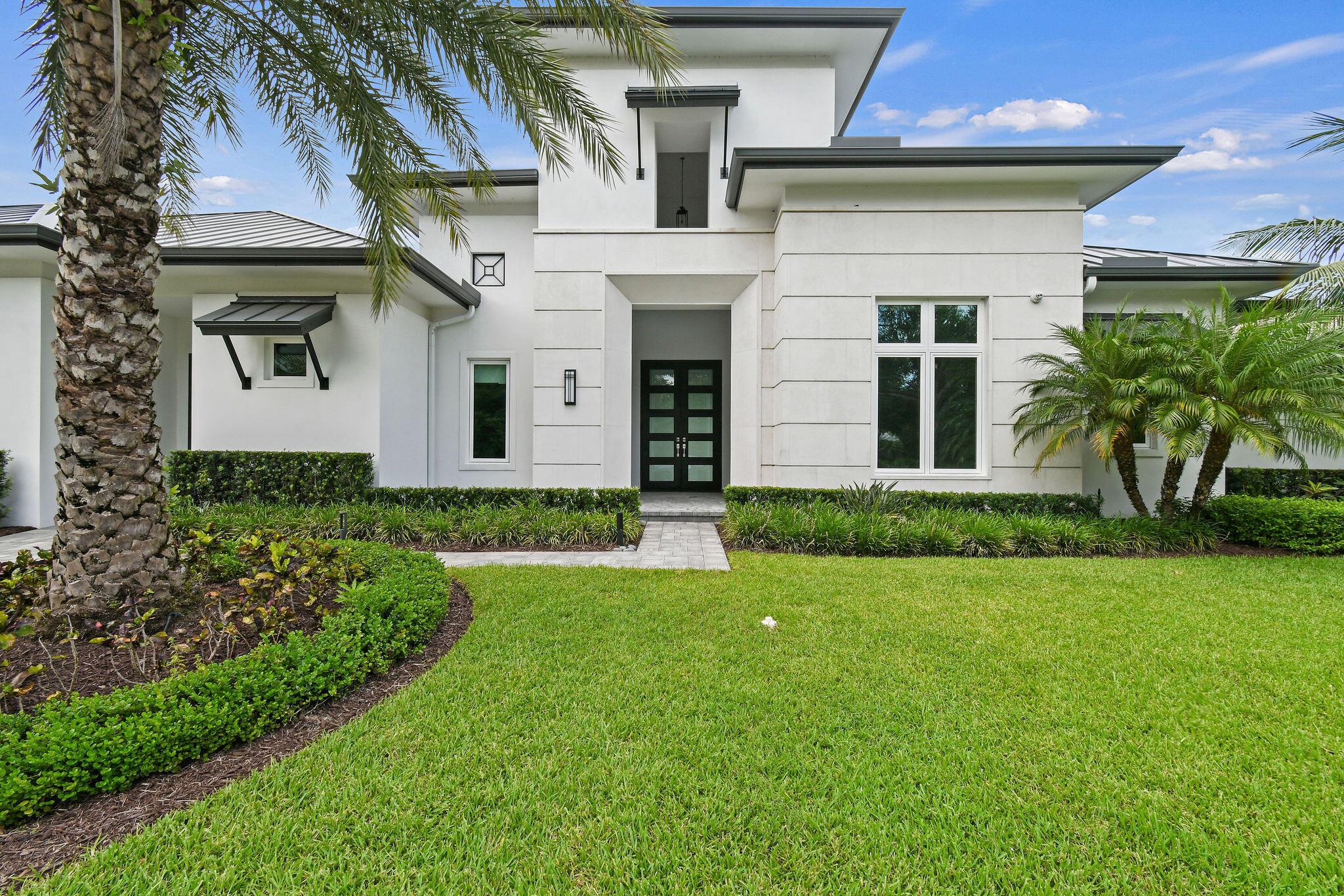 MEDALIST CLUB - Residential