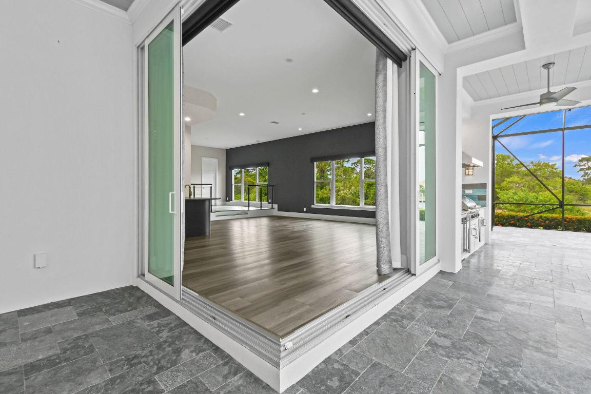 MEDALIST CLUB - Residential