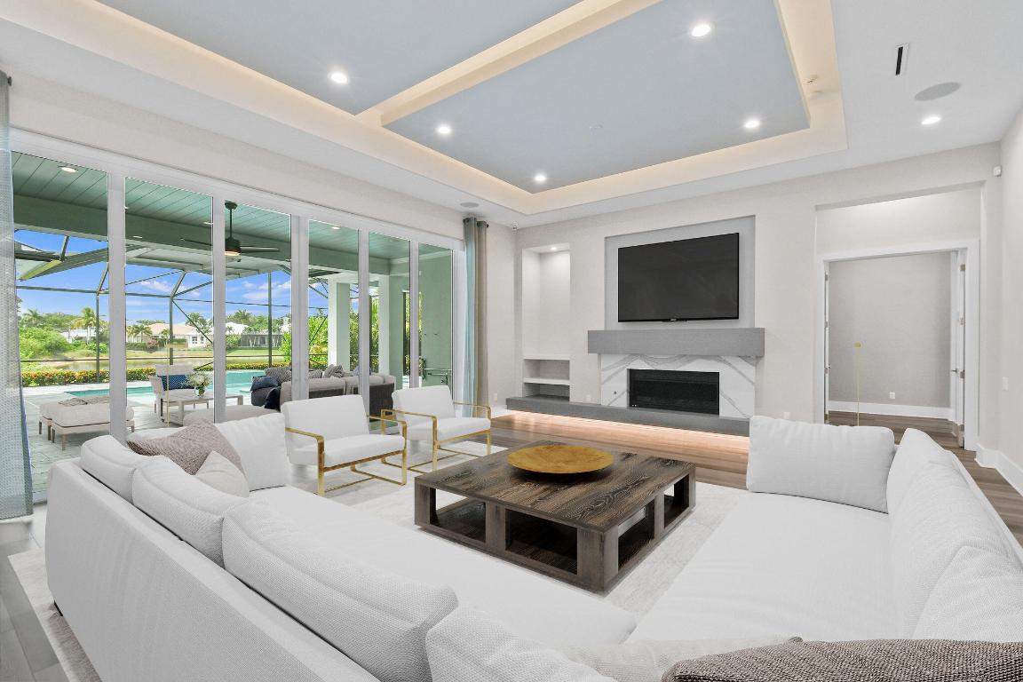 MEDALIST CLUB - Residential