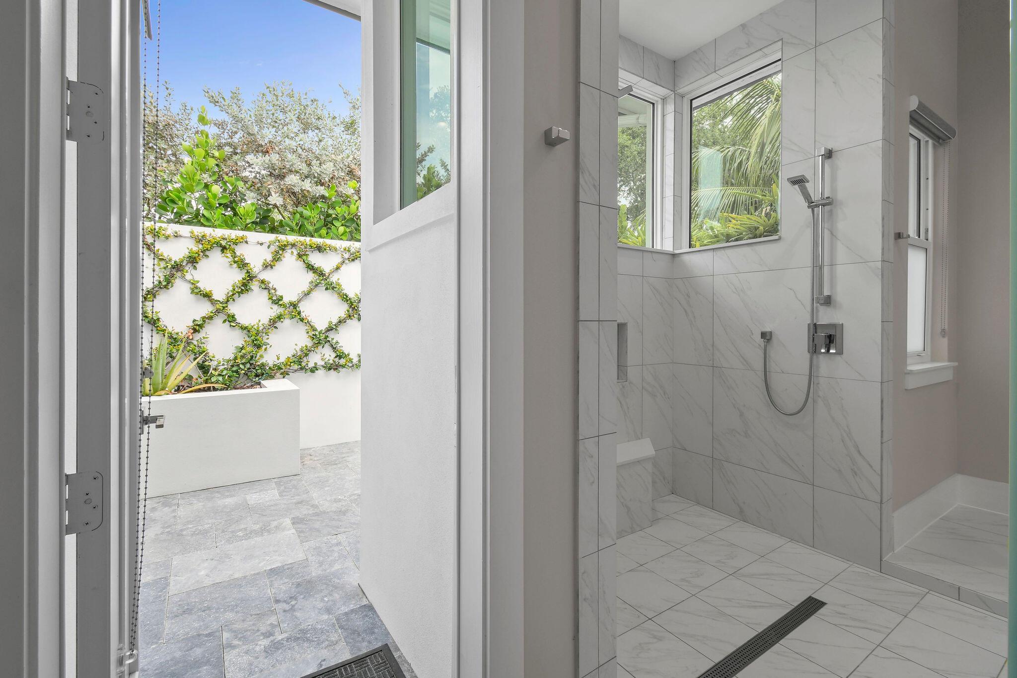 MEDALIST CLUB - Residential