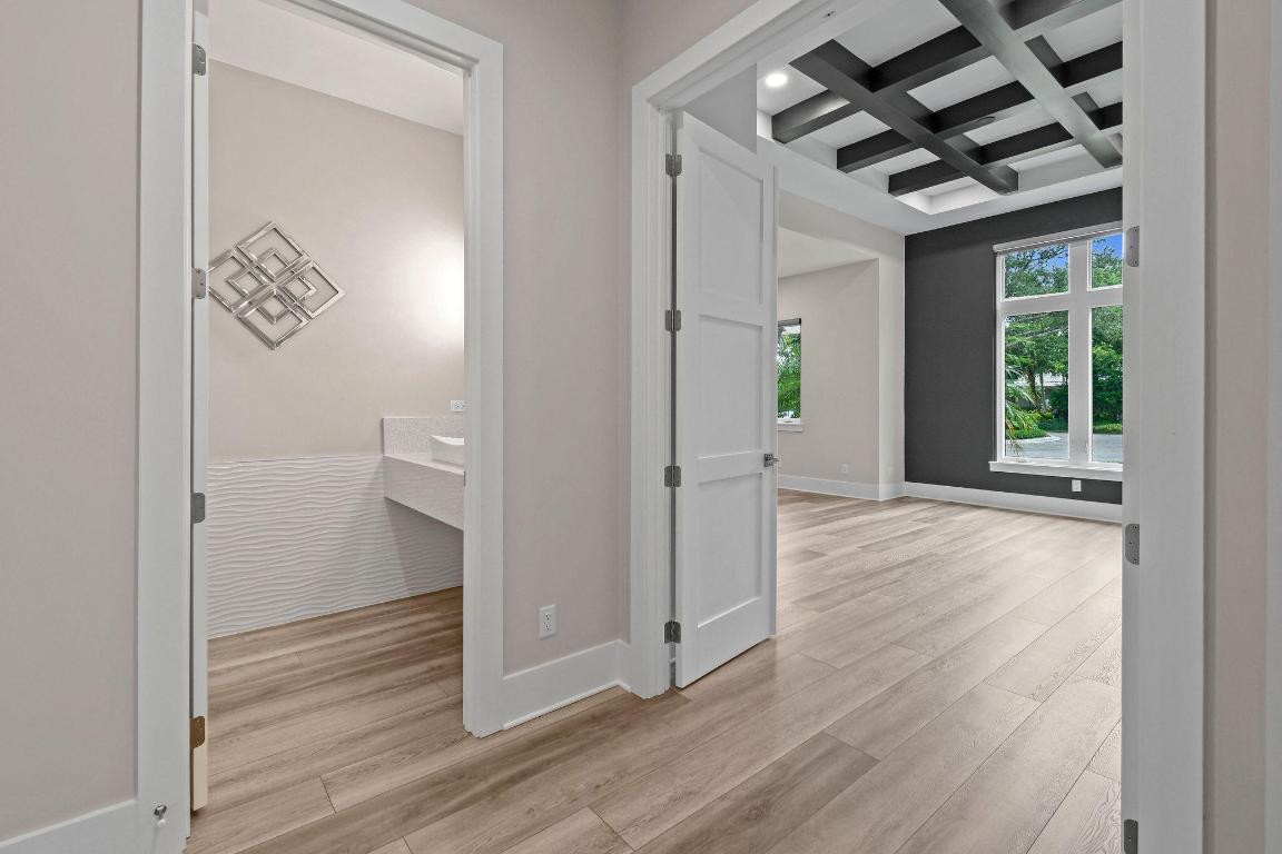 MEDALIST CLUB - Residential