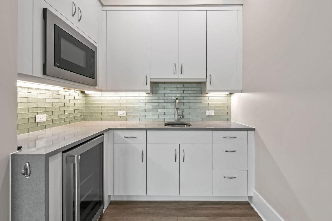 MEDALIST CLUB - Residential