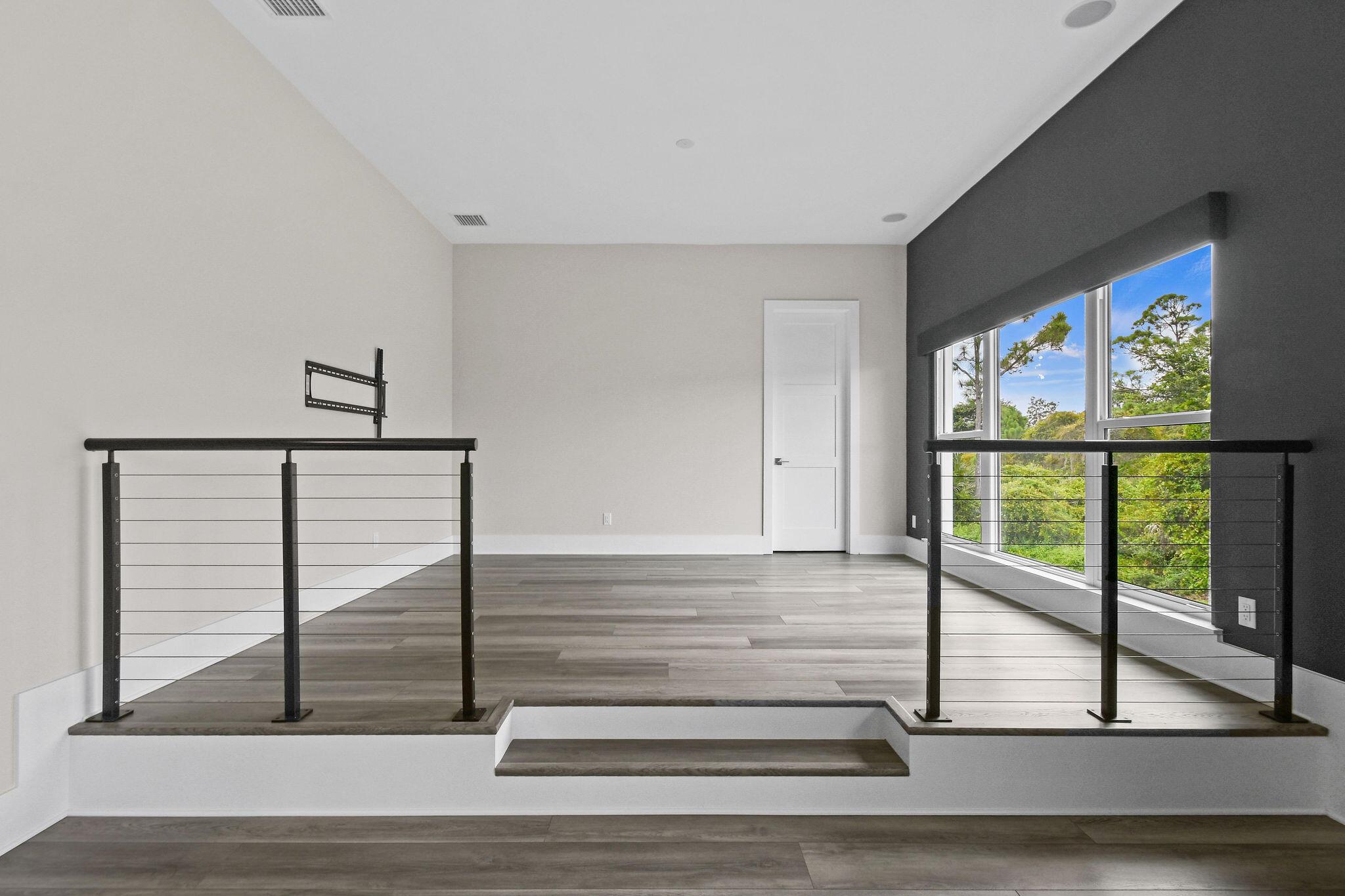 MEDALIST CLUB - Residential